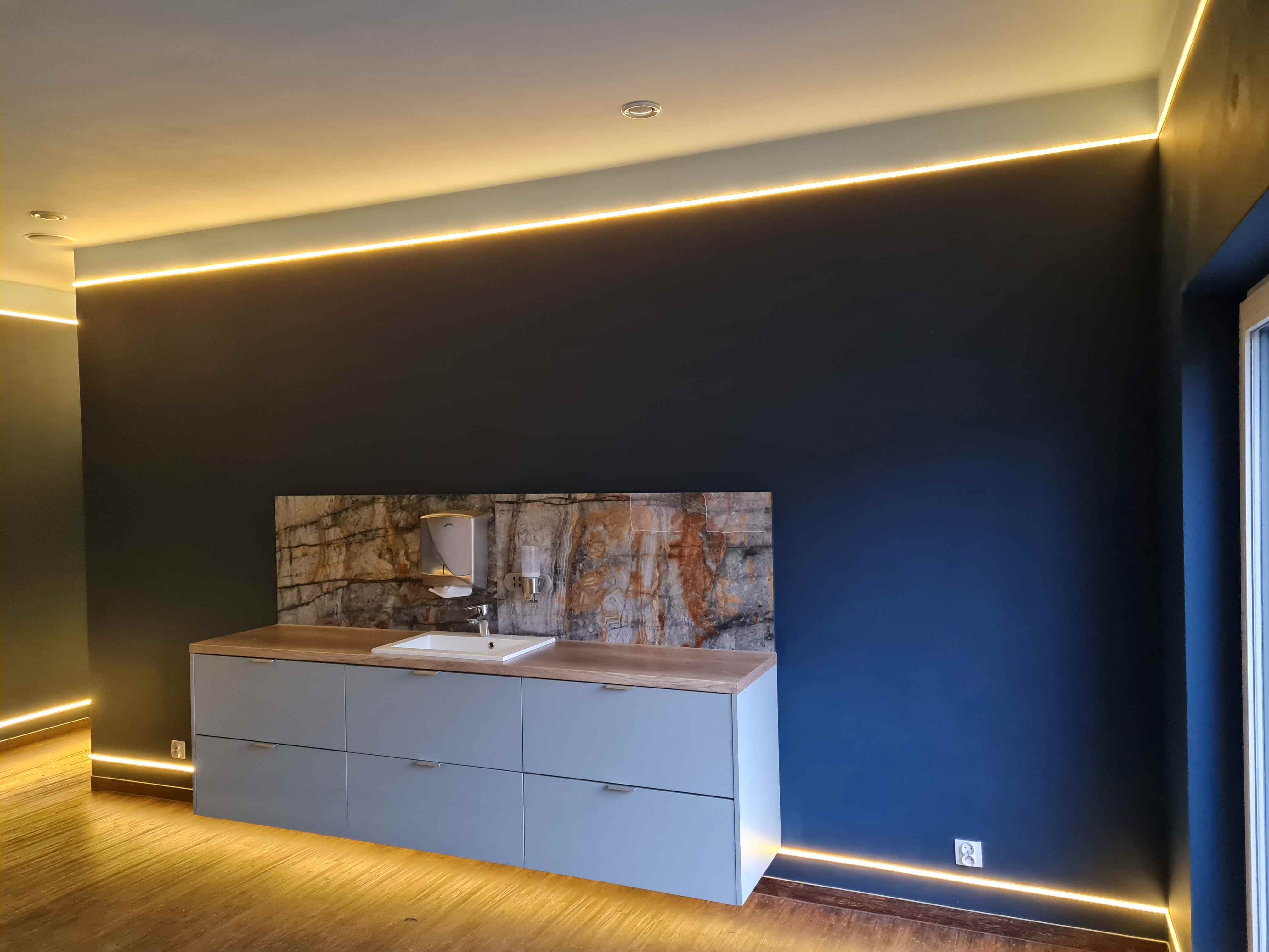 Ośrodek, Klinika, Przychodnia Medyczna.